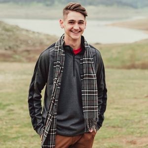 Meet your Posher, Chad